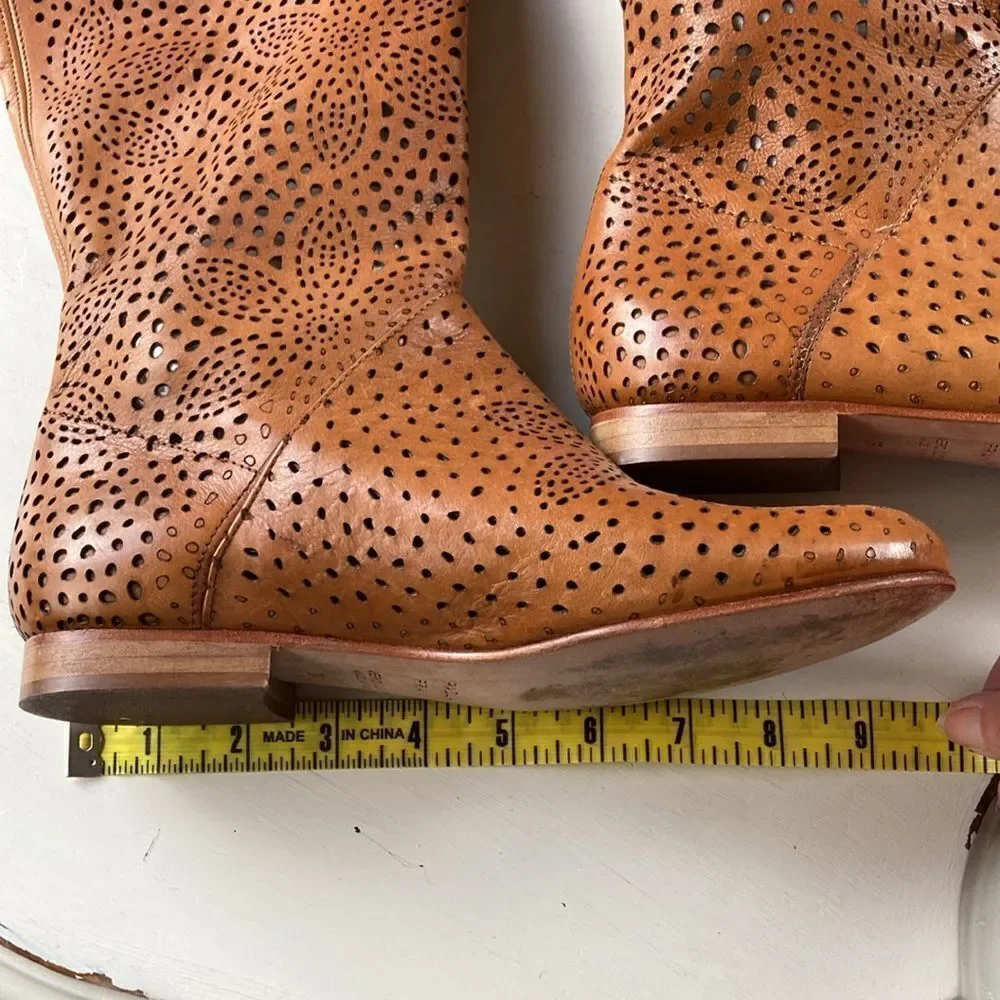 PAOLA FRANI Perforated Tall Leather Boots Made in Italy Size 6 EUC